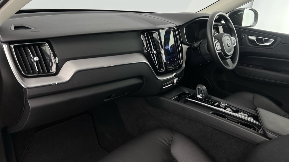 Used Volvo XC60 2022 for sale - 76533951: Photo 6