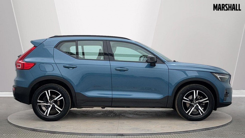 Used Volvo XC40 2022 for sale - 76870418: Photo 3