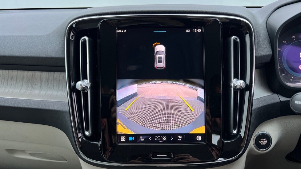 Used Volvo XC40 2022 for sale - 76870418: Photo 34