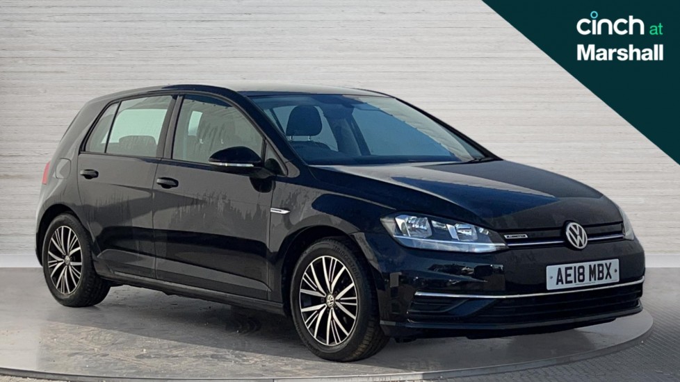 Used Volkswagen Golf 2018 for sale - 76112038: Photo 1