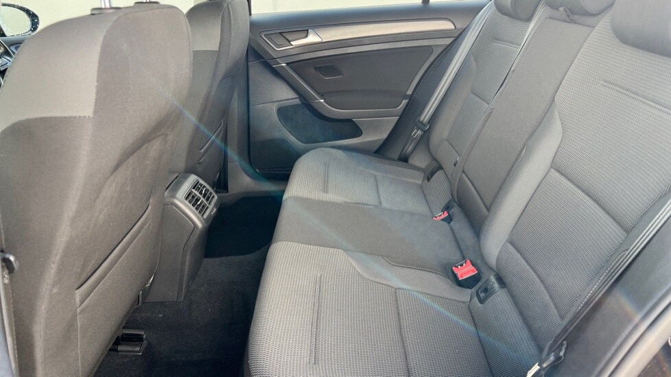 Used Volkswagen Golf 2018 for sale - 76112038: Photo 14