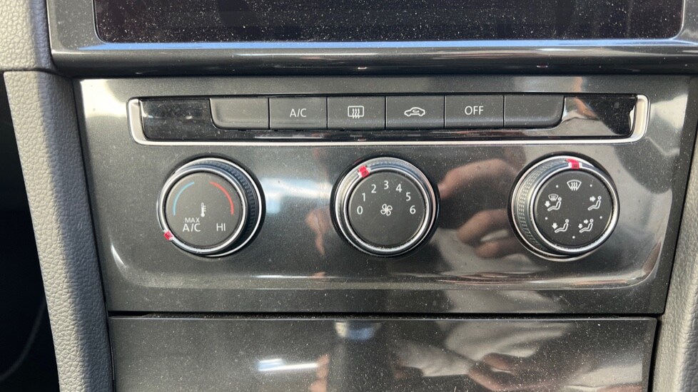 Used Volkswagen Golf 2018 for sale - 76112038: Photo 29