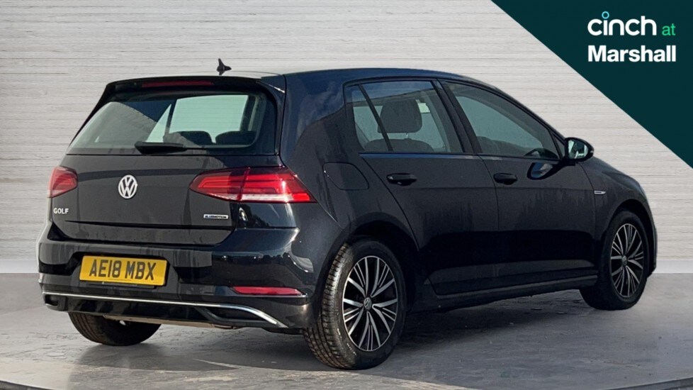 Used Volkswagen Golf 2018 for sale - 76112038: Photo 3
