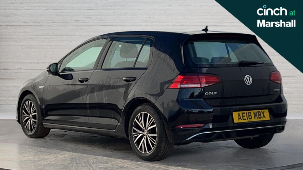 Used Volkswagen Golf 2018 for sale - 76112038: Photo 5