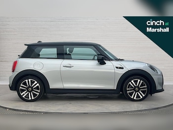 Used MINI Hatch 2021 for sale - 76297292: Photo