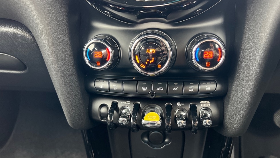 Used MINI Hatch 2021 for sale - 76297292: Photo 31