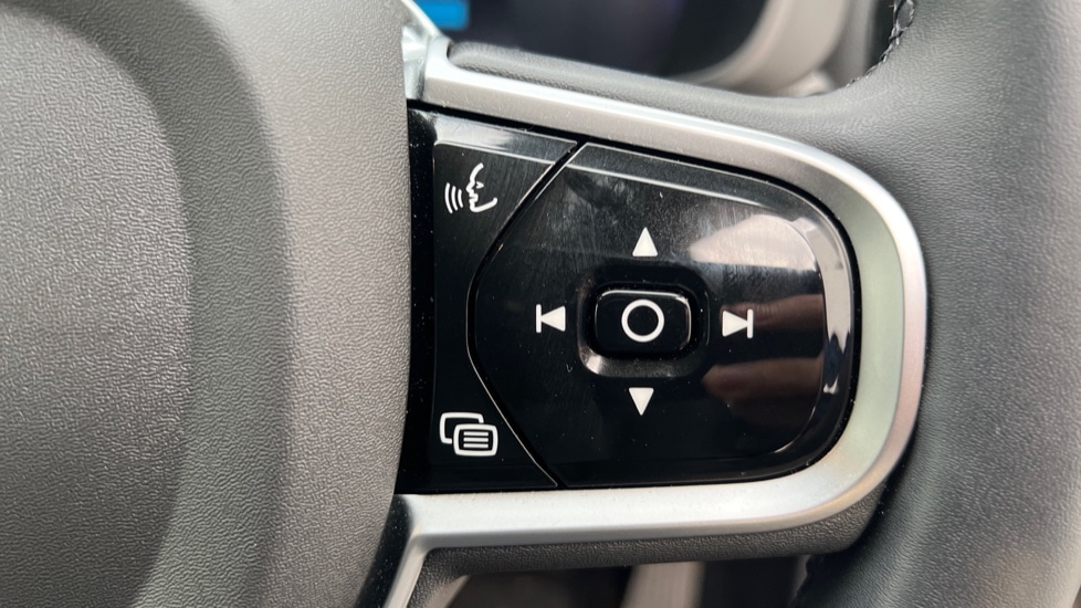 Used Volvo XC60 2024 for sale - 76597887: Photo 19