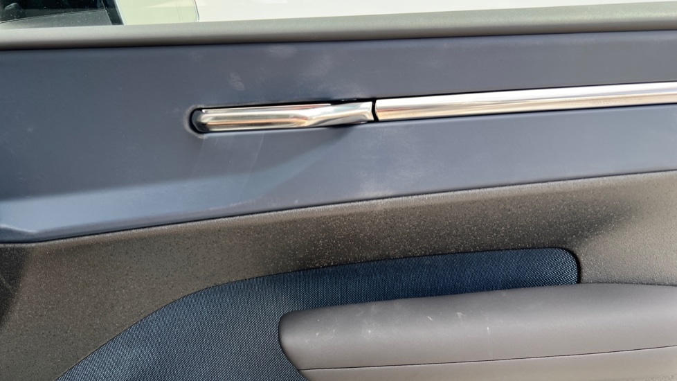 Used Volvo EX30 2025 for sale - 76544505: Photo 15