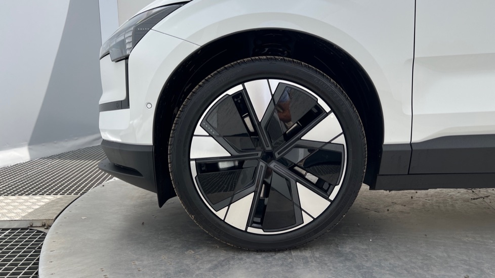 Used Volvo EX30 2025 for sale - 76544505: Photo 25