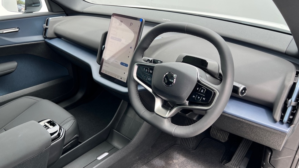 Used Volvo EX30 2025 for sale - 76544505: Photo 5