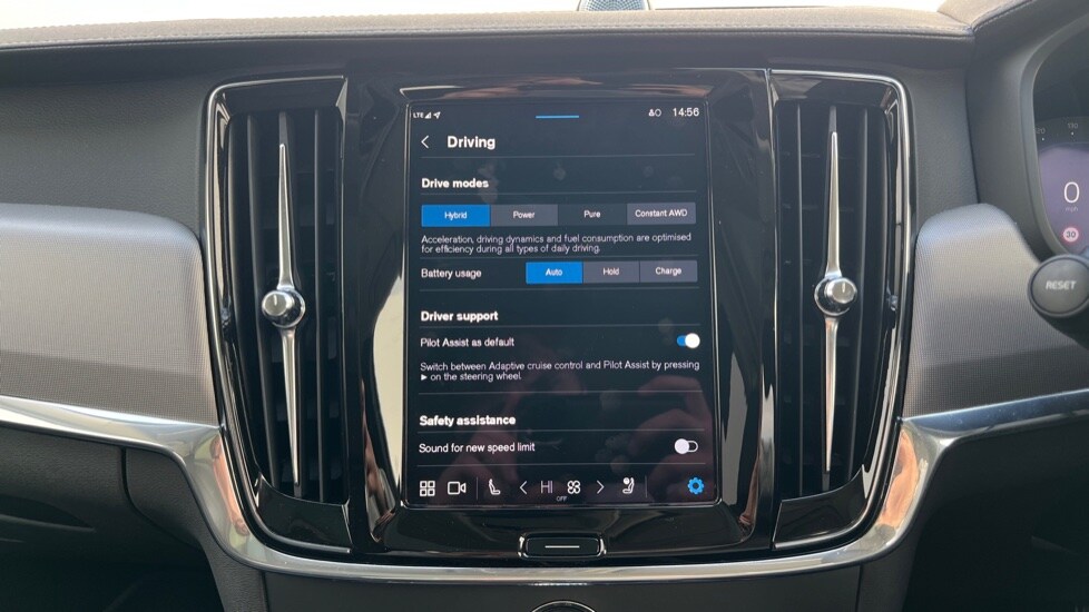 Used Volvo V90 2024 for sale - 76871135: Photo 37