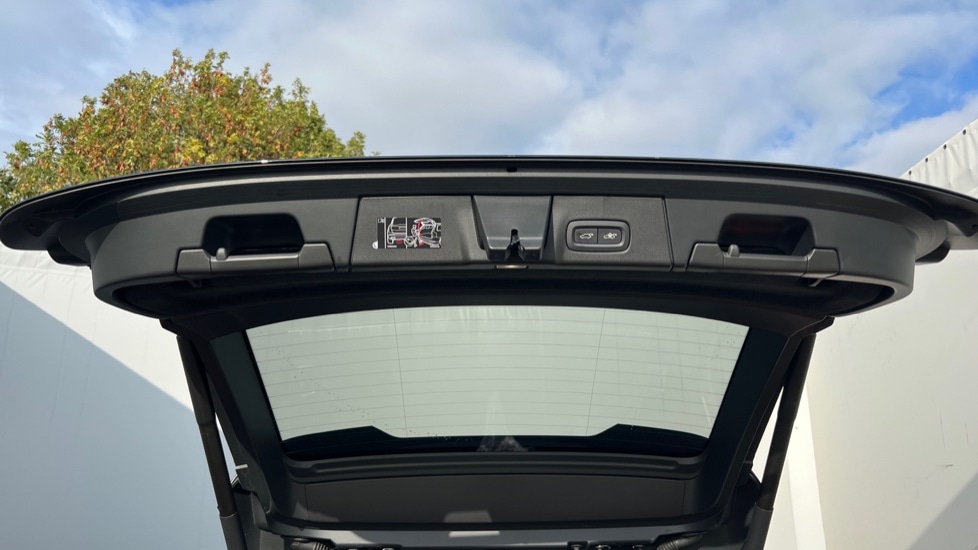 Used Volvo V90 2024 for sale - 76871135: Photo 42