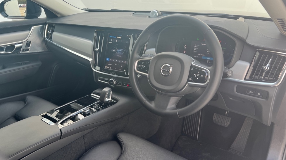 Used Volvo V90 2024 for sale - 76871135: Photo 5