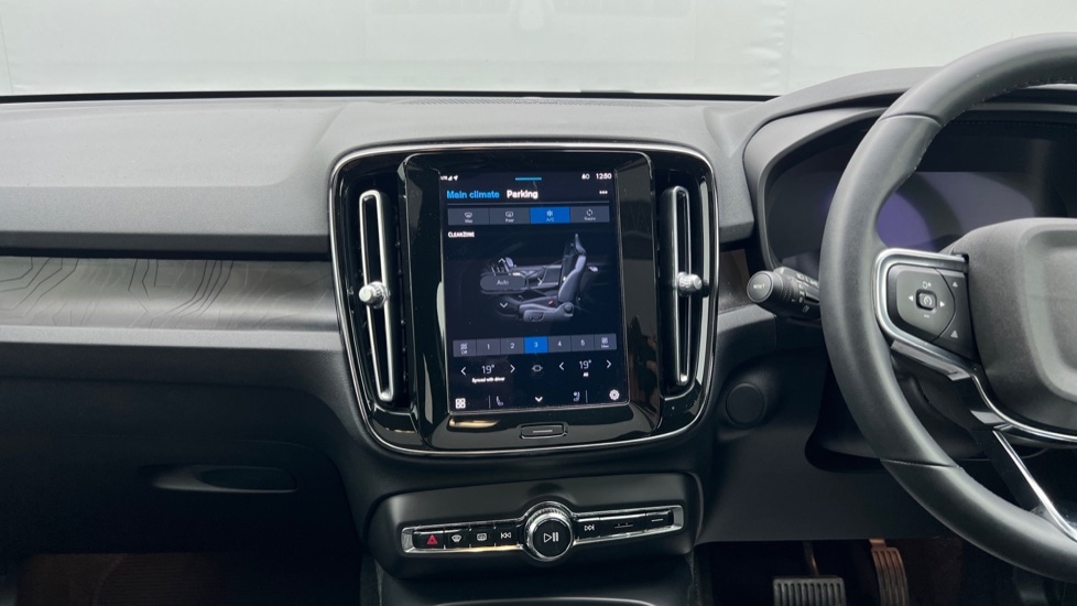 Used Volvo C40 2022 for sale - 76870407: Photo 22