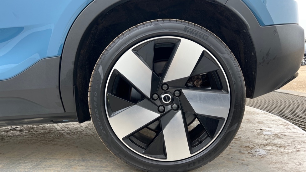 Used Volvo C40 2022 for sale - 76870407: Photo 25