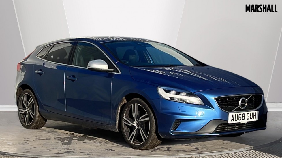 Used Volvo V40 2018 for sale - 76749972: Photo 1