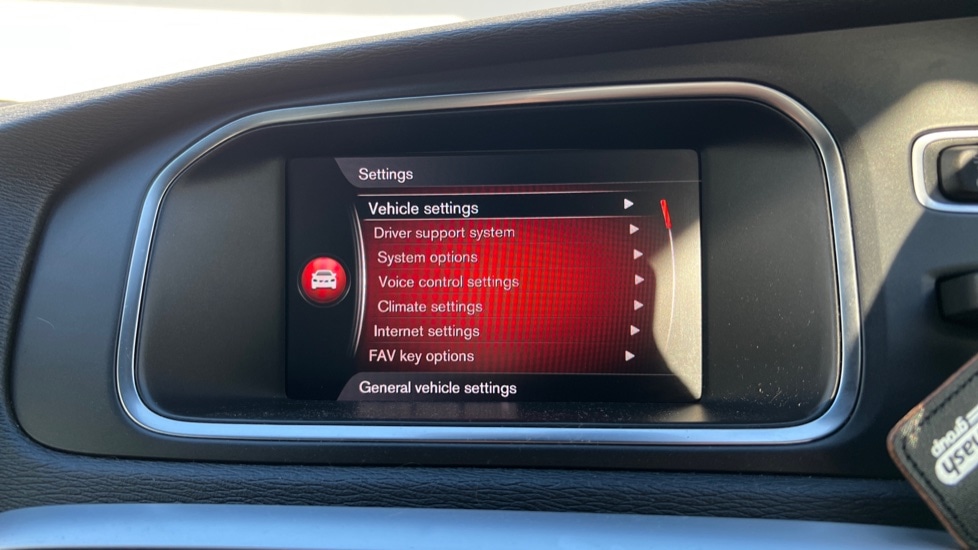 Used Volvo V40 2018 for sale - 76749972: Photo 36