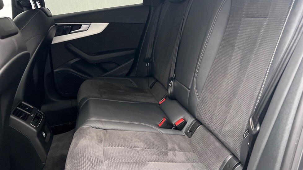Used Audi A4 2021 for sale - 76954469: Photo 14