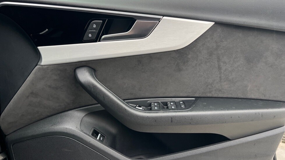 Used Audi A4 2021 for sale - 76954469: Photo 32