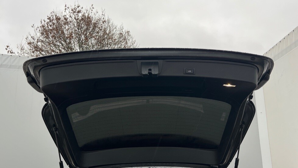 Used Audi A4 2021 for sale - 76954469: Photo 40