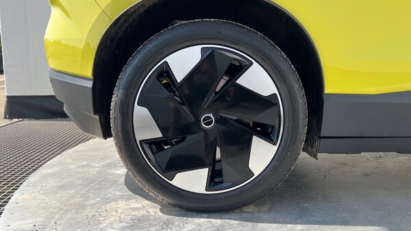 Used Volvo EX30 2025 for sale - 74796312: Photo 16