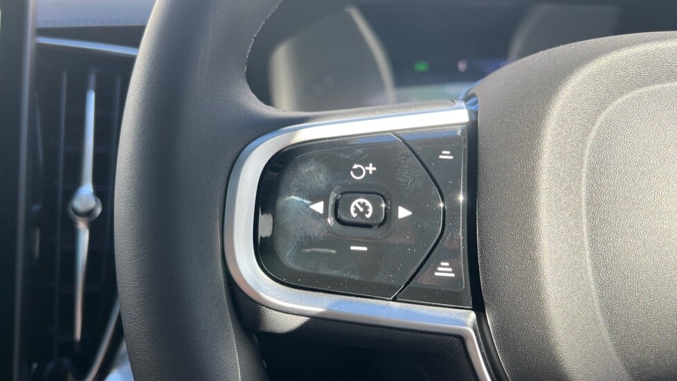 Used Volvo XC90 2025 for sale - 76112474: Photo 18