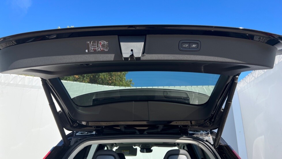 Used Volvo XC90 2025 for sale - 76112474: Photo 42