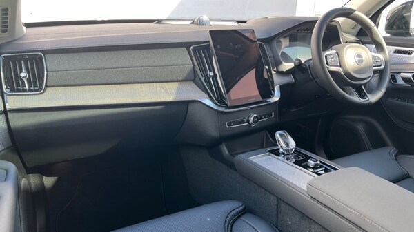 Used Volvo XC90 2025 for sale - 76112474: Photo 4