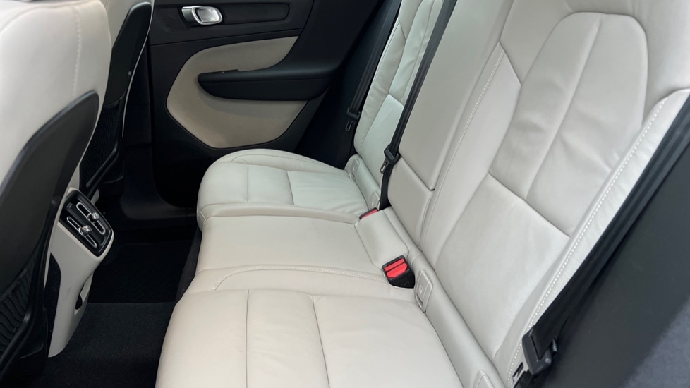 Used Volvo XC40 2022 for sale - 77055653: Photo 10