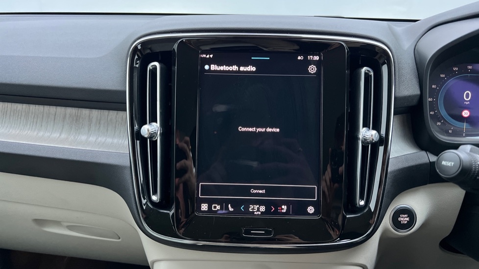 Used Volvo XC40 2022 for sale - 77055653: Photo 32