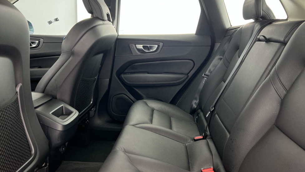 Used Volvo XC60 2023 for sale - 76533688: Photo 7
