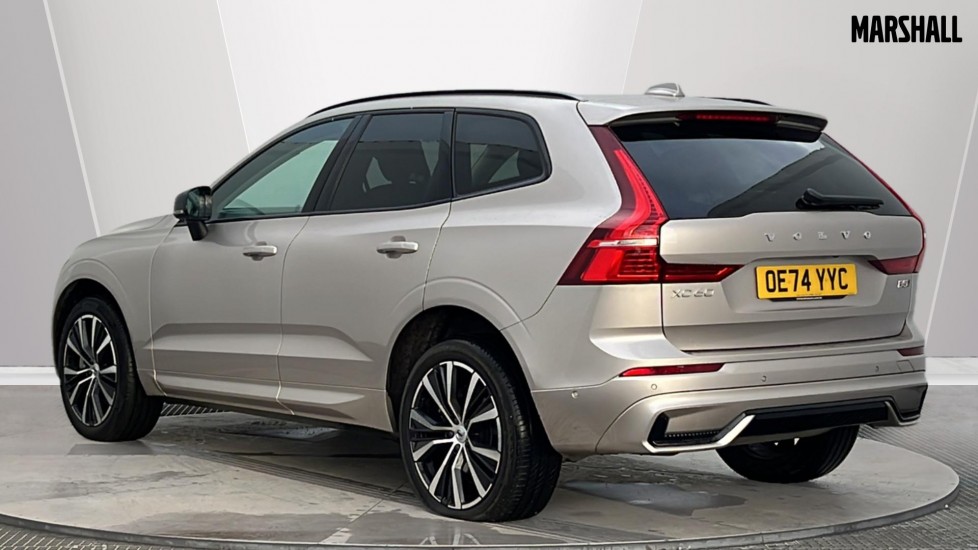 Used Volvo XC60 2024 for sale - 76966792: Photo 2