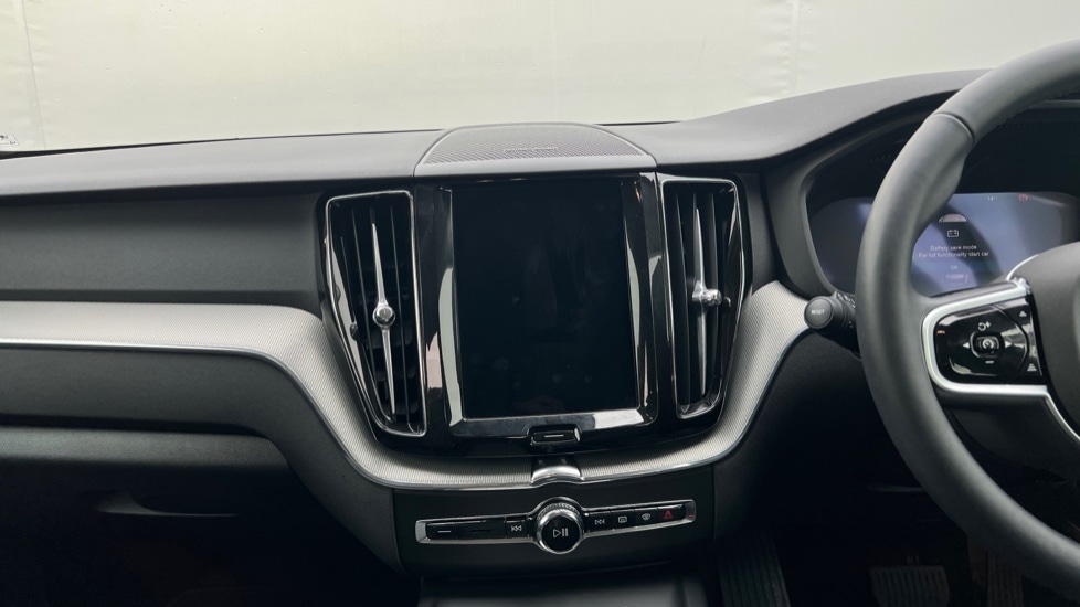 Used Volvo XC60 2024 for sale - 76966792: Photo 22