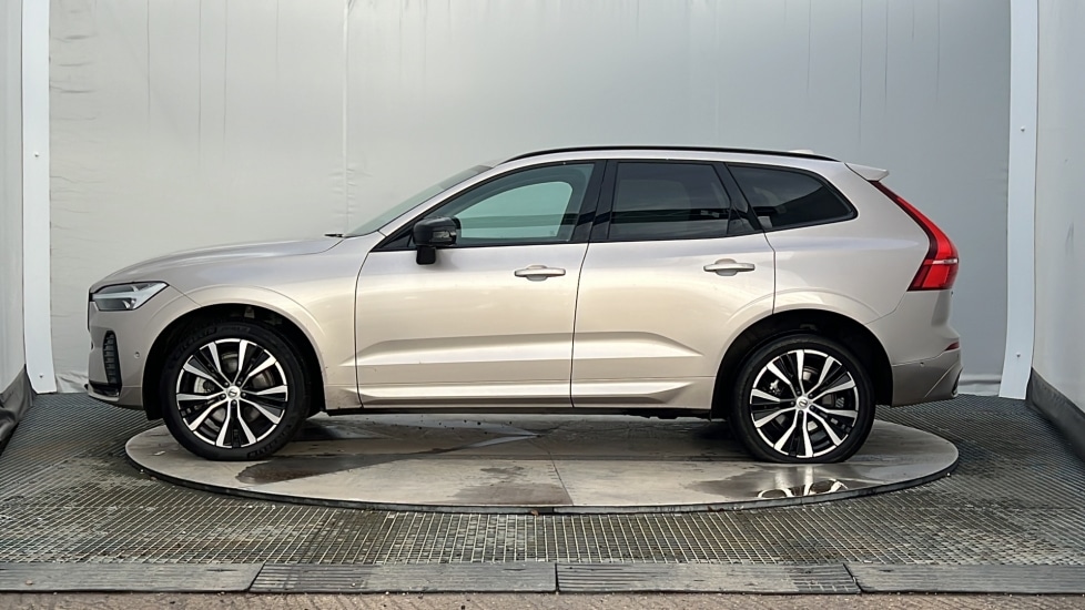 Used Volvo XC60 2024 for sale - 76966792: Photo 8