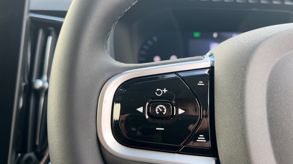 Used Volvo XC90 2025 for sale - 76112337: Photo 18