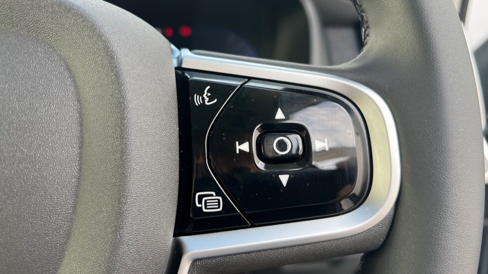 Used Volvo XC90 2025 for sale - 76112337: Photo 19