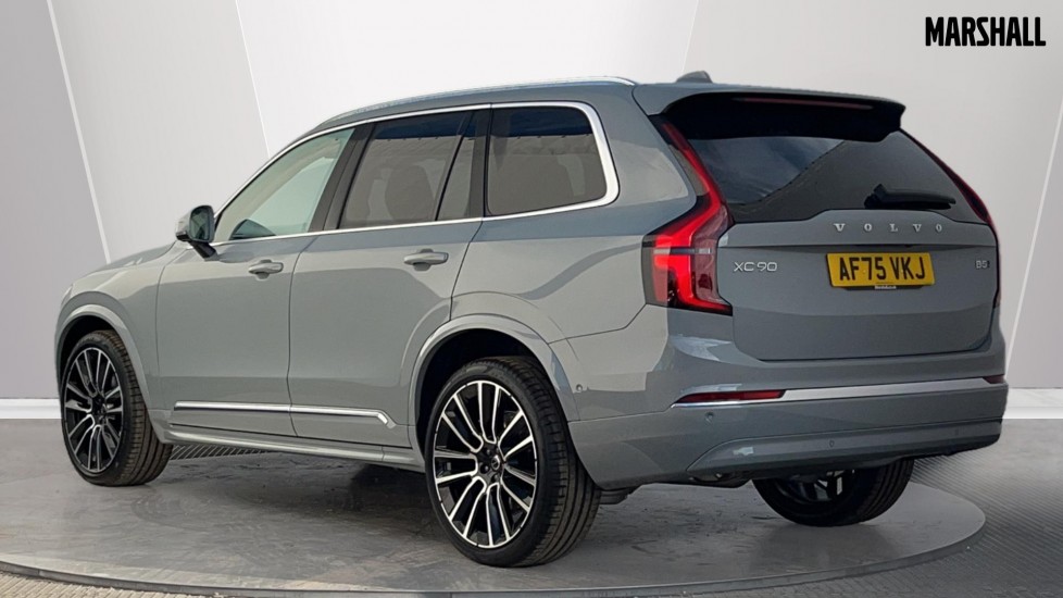 Used Volvo XC90 2025 for sale - 76112337: Photo 2