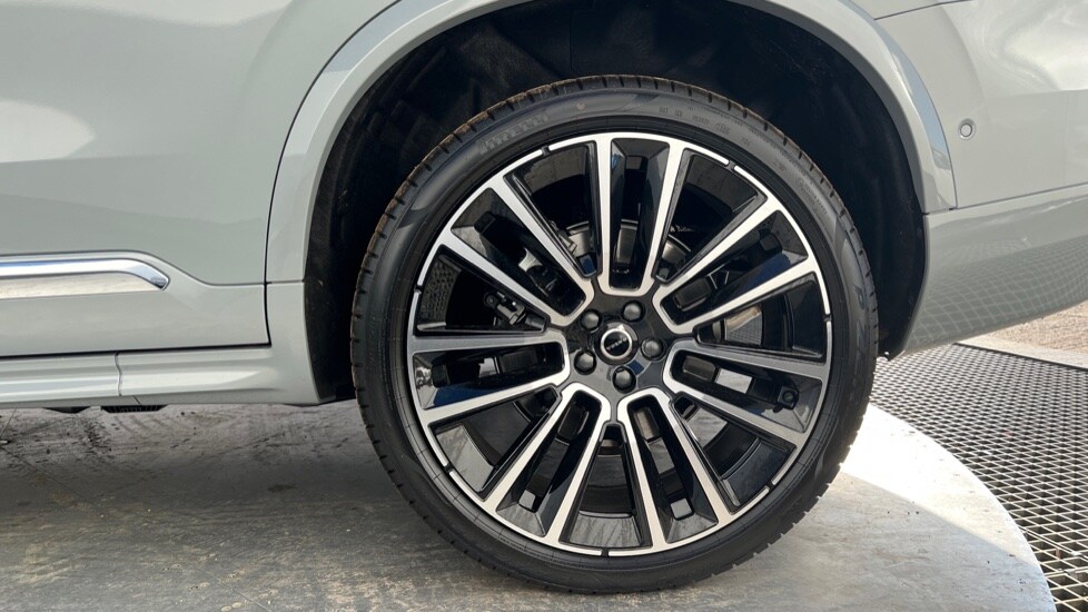 Used Volvo XC90 2025 for sale - 76112337: Photo 26