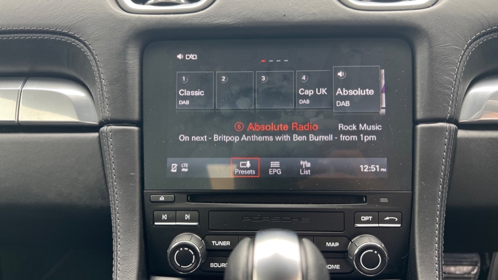 Used Porsche Cayman 2021 for sale - 76868986: Photo 33