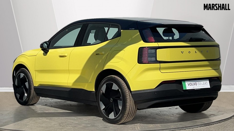 Used Volvo EX30 2025 for sale - 76868281: Photo 2