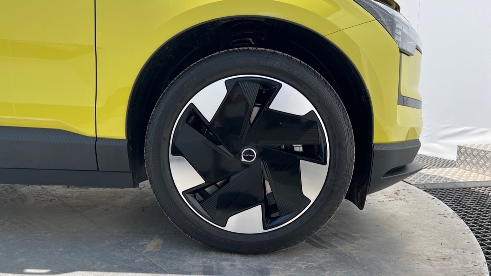 Used Volvo EX30 2025 for sale - 76868281: Photo 24