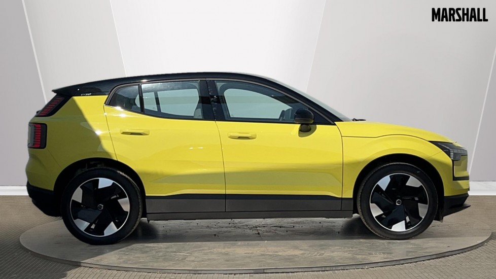 Used Volvo EX30 2025 for sale - 76868281: Photo 3