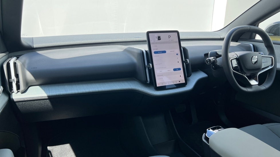 Used Volvo EX30 2025 for sale - 76868281: Photo 4