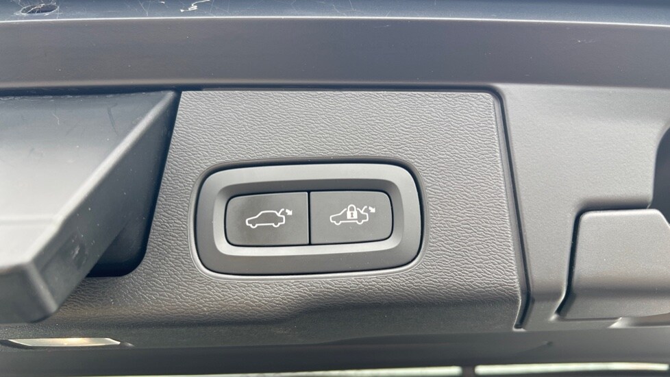 Vehicle 44