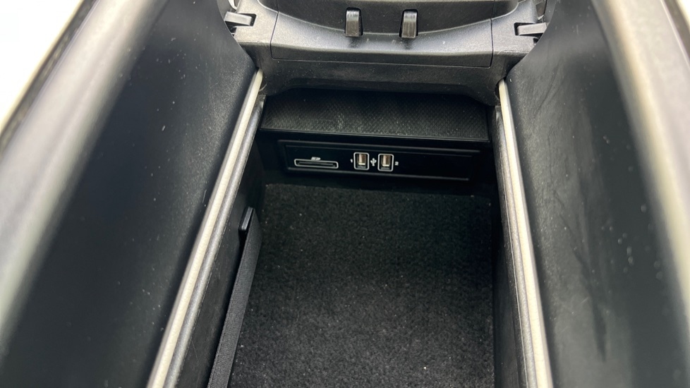 Used Mercedes-Benz C Class 2016 for sale - 76933278: Photo 38