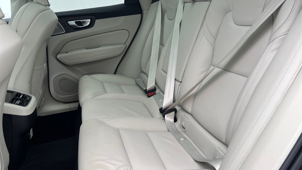 Used Volvo XC60 2025 for sale - 76874681: Photo 10