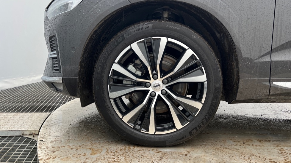 Used Volvo XC60 2025 for sale - 76874681: Photo 25