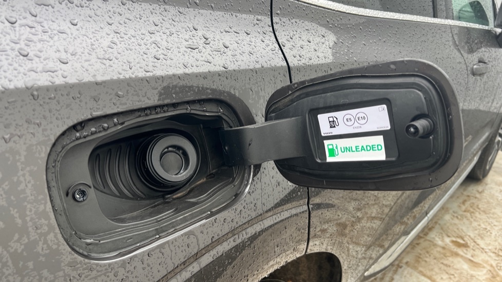 Used Volvo XC60 2025 for sale - 76874681: Photo 38