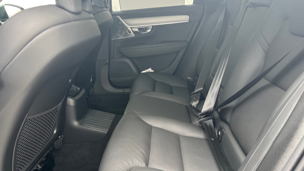 Used Volvo V90 2024 for sale - 76871270: Photo 10