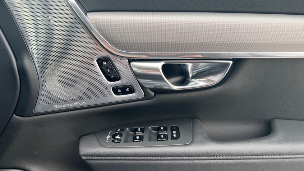 Used Volvo V90 2024 for sale - 76871270: Photo 15